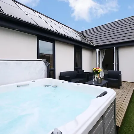 Holiday home Hoxne - Sunflower With Private Hot Tub