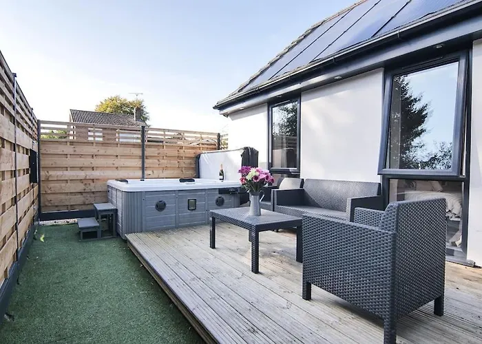 Hoxne - Sunflower With Private Hot Tub Vakantiehuis